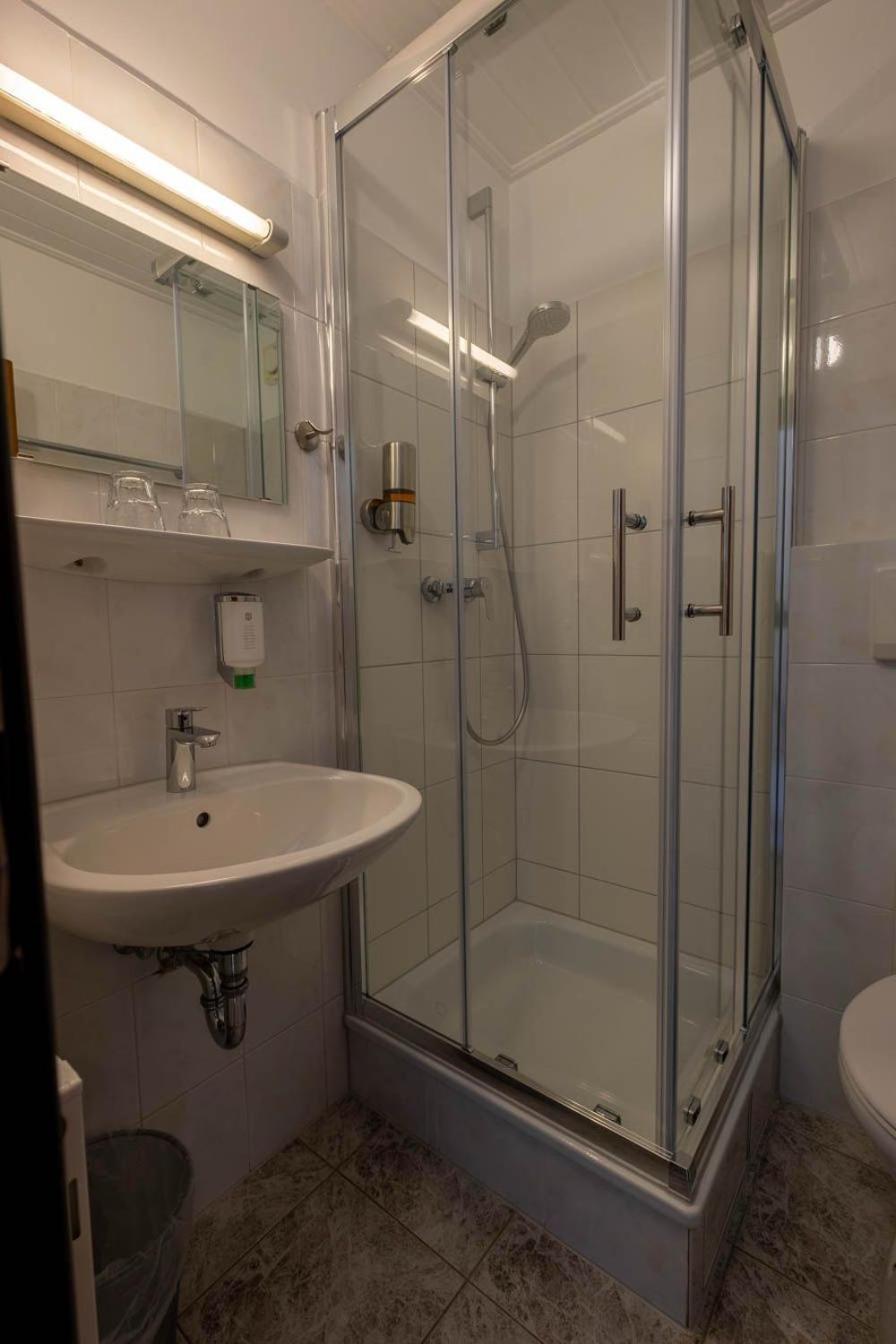 Hotel Kraichtaler Hof Zewnętrze zdjęcie