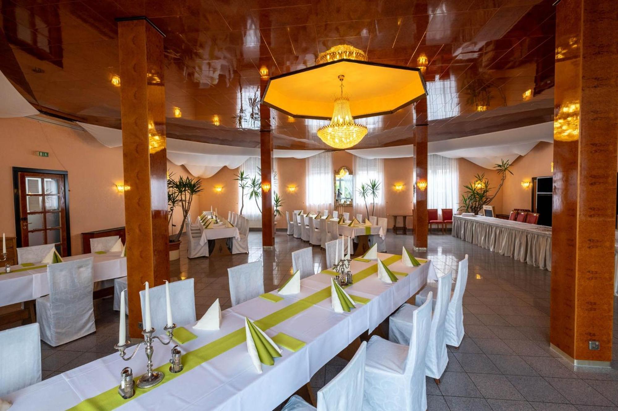 Hotel Kraichtaler Hof Zewnętrze zdjęcie