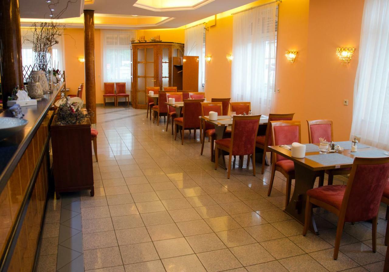 Hotel Kraichtaler Hof Zewnętrze zdjęcie